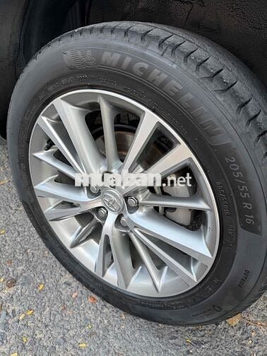 Toyota Altis 1.8 G 2016 Bạc 60.000km Cọp chuẩn km