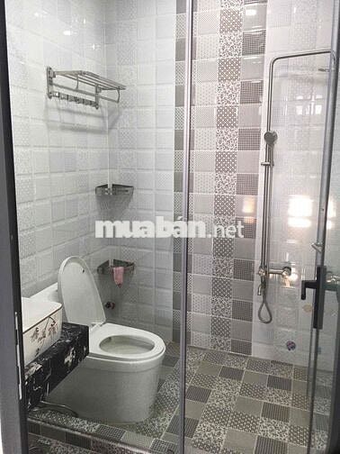 Cho nam nữ thuê phòng dương bá trạc có sân thượng rộng