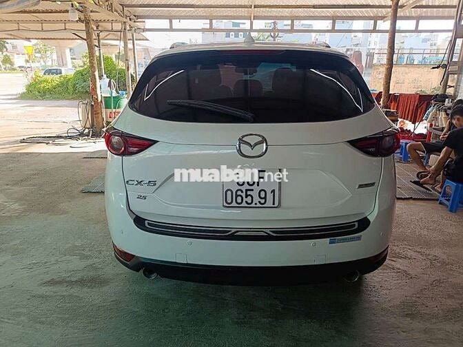 Mazda CX5 2.5AT 2017 Trắng Da 5 chỗ