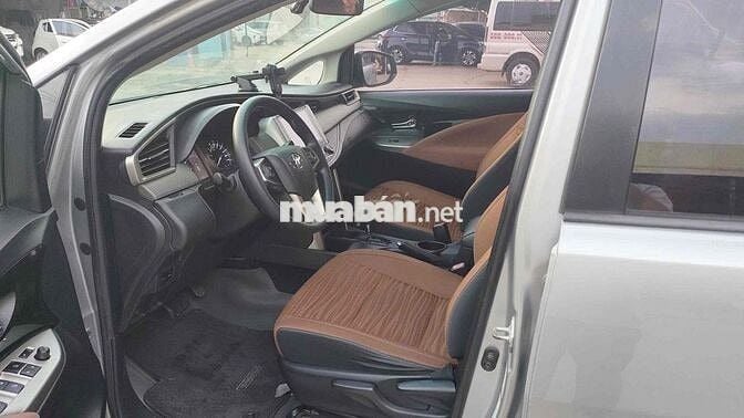 Toyota Innova G 2016 Số tự động Bạc 106.000km