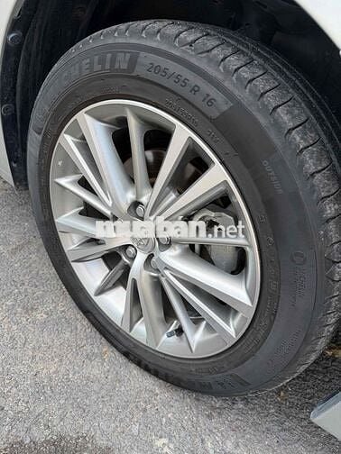 Toyota Altis 1.8 G 2016 Bạc 60.000km Cọp chuẩn km