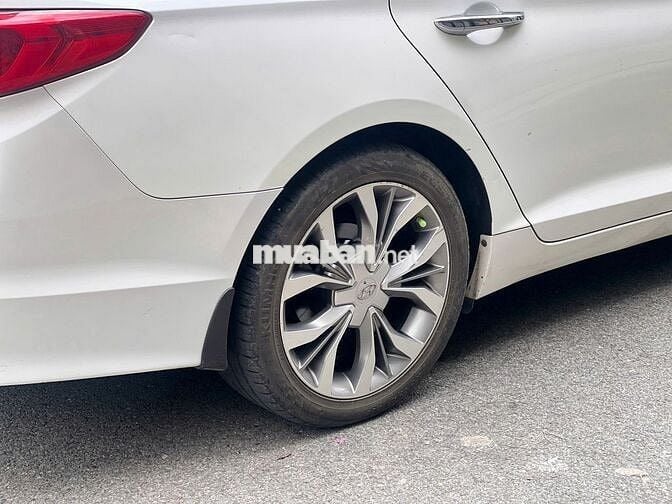 Hyundai Sonata 2.0 AT 2014 Trắng 110.000 km