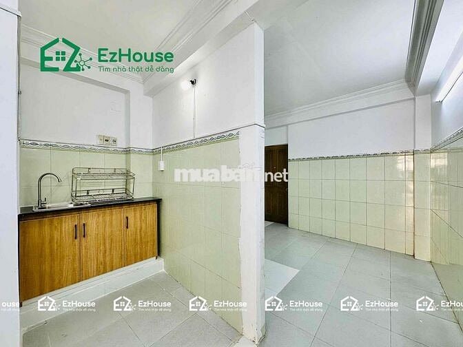 Mặt bằng kinh doanh tự do_có chỗ ở lại ngay sát Chợ Bình Tiên - ĐH Mở