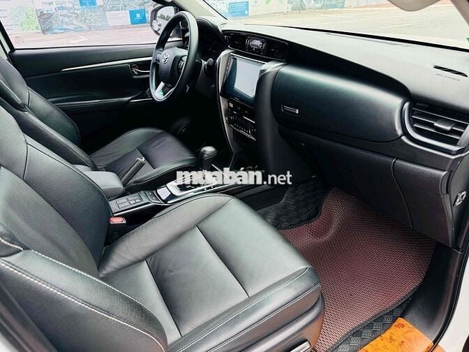 Toyota Fortuner 2024 2.4L 4x2AT Trắng