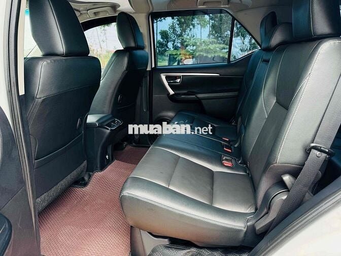 Toyota Fortuner 2024 2.4L 4x2AT Trắng