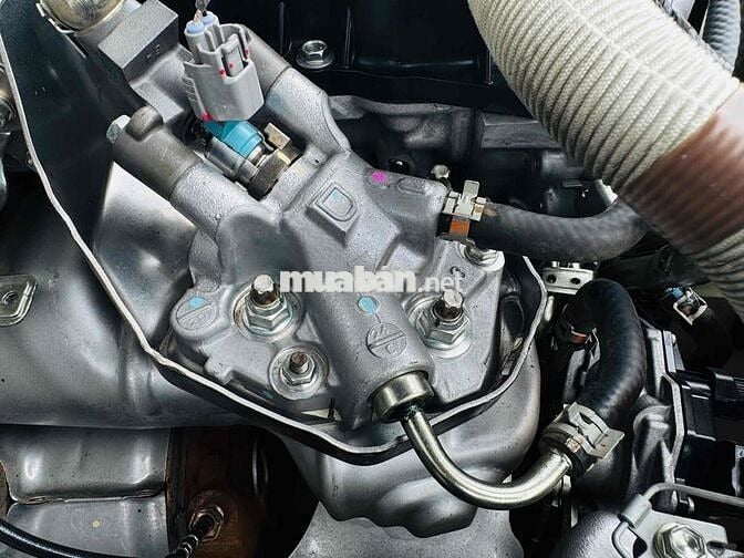 Toyota Fortuner 2024 2.4L 4x2AT Trắng
