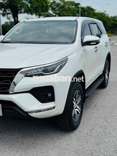 Toyota Fortuner 2024 2.4L 4x2AT Trắng