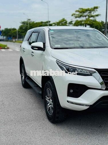 Toyota Fortuner 2024 2.4L 4x2AT Trắng