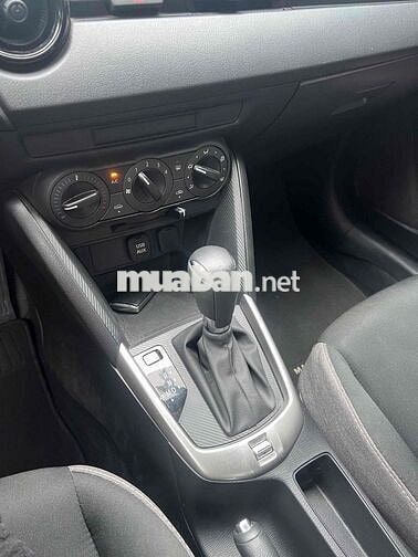 Mazda Mazda 2 1.5 AT 2024 Trắng Tự động 36.000 km
