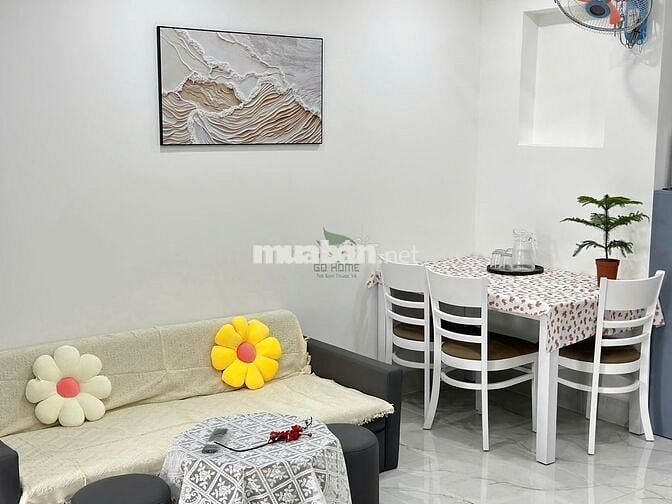 CHO THUÊ CĂN HỘ 2PN VIEW XỊN– P9 – 10 TRIỆU/THÁNG