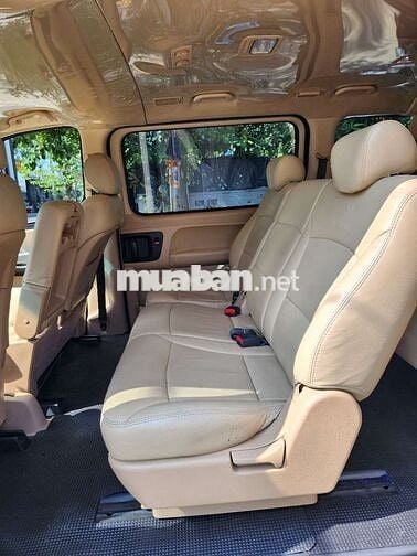 Hyundai Starex 9 chỗ 2016 đẹp như mới