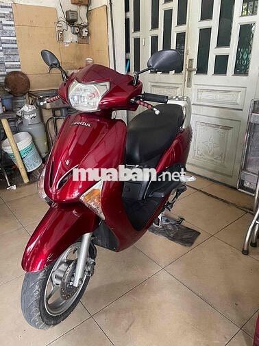 honda LEAD nhật Fi phun xăng điện tử,xe còn mới