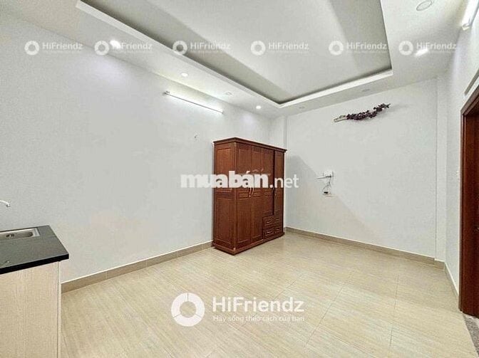 TRỐNG SẴN STUDIO RỘNG RÃI CỬA SỔ TRỜI ĐẦY ĐỦ NỘI THẤT GẦN ĐH HUIT AEON