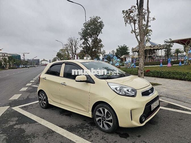 Kia Morning Si 2016 Tự động Vàng kem 11 vạn