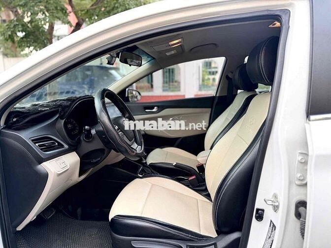 Hyundai Accent 2022 At 3v km