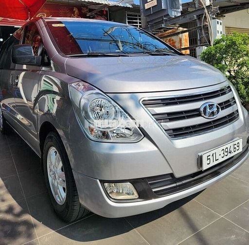 Hyundai Starex 9 chỗ 2016 đẹp như mới