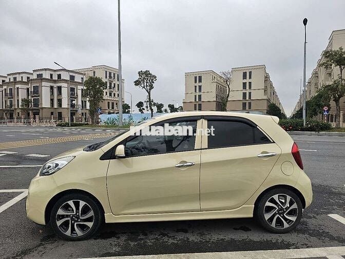 Kia Morning Si 2016 Tự động Vàng kem 11 vạn