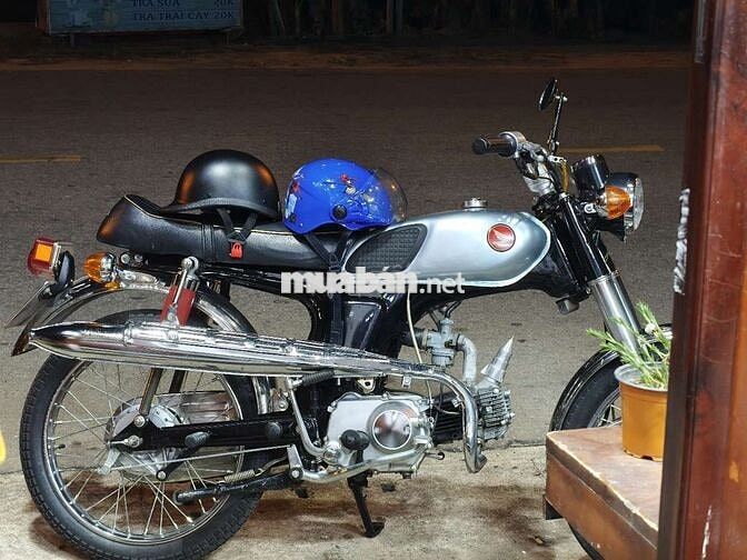 Honda 67 100cc Bạc Đen