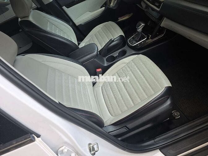 KIA Seltos Premium 2021 Trắng