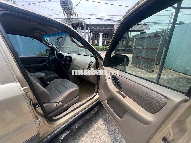 Ford Escape XLT 3.0 2002 Vàng Cát