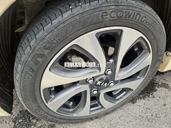 Kia Morning Si 2016 Tự động Vàng kem 11 vạn