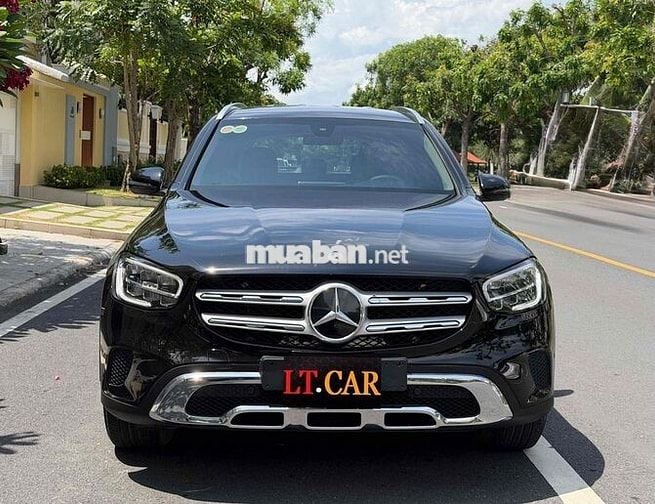 Mercedes GLC 200 model 2022