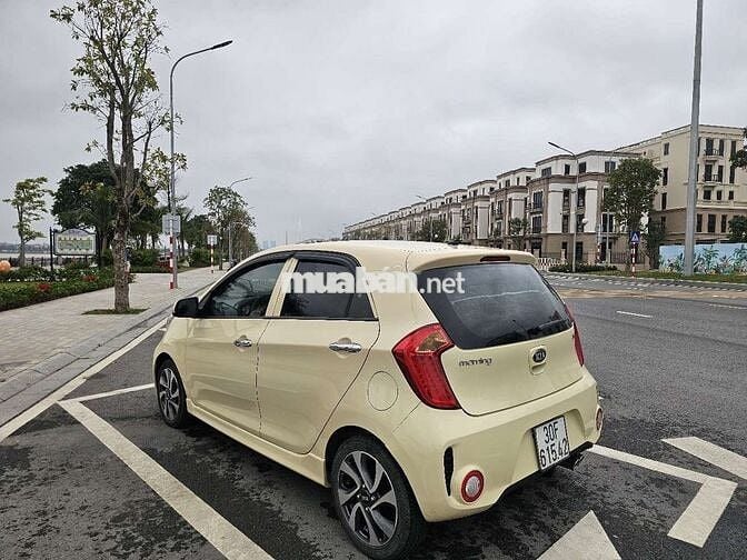 Kia Morning Si 2016 Tự động Vàng kem 11 vạn