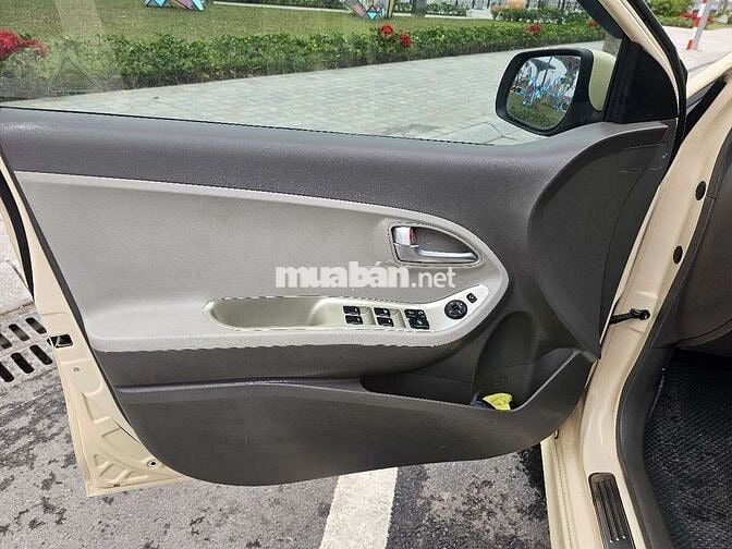 Kia Morning Si 2016 Tự động Vàng kem 11 vạn