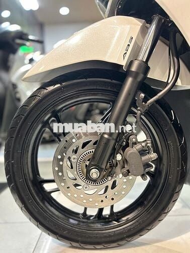 SH125ABS2020 Trắng đen sporty kèm biển đẹp 412.12