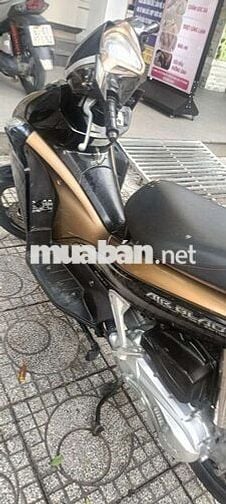 Honda Air Blade đầu bò Fi 2012 Đen Vàng đồng