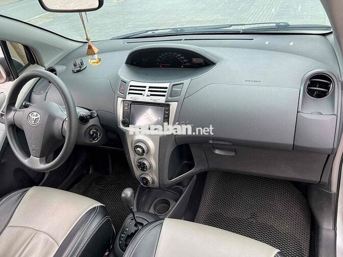 Toyota Yaris 1.3 AT 2008 Bạc Tự động