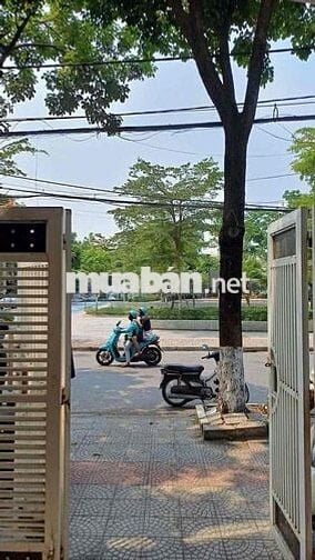 cho thuê toà nhà làm VP 3tầng Tố Hữu