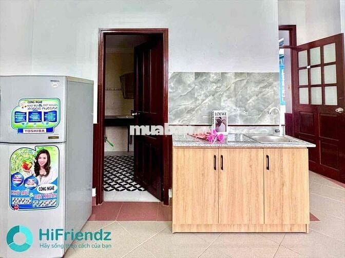 SAU LƯNG TRƯỜNG TIỂU HỌC NGUYỄN TRUNG NGẠN - SẴN NỘI THẤT CƠ BẢN