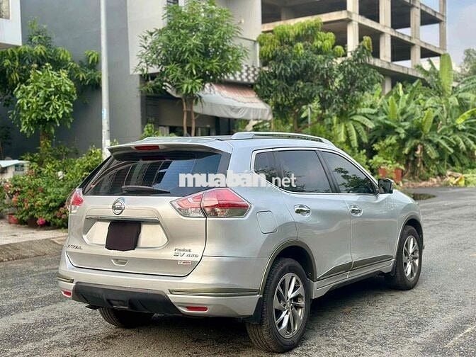 Nissan X-Trail 2018 2.0 2WD/4WD 78.000 km Bạc