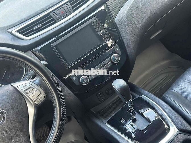 Nissan X-Trail 2018 2.0 2WD/4WD 78.000 km Bạc