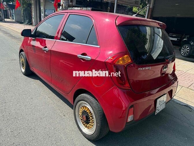 Kia Morning 2018 Số sàn màu Đỏ