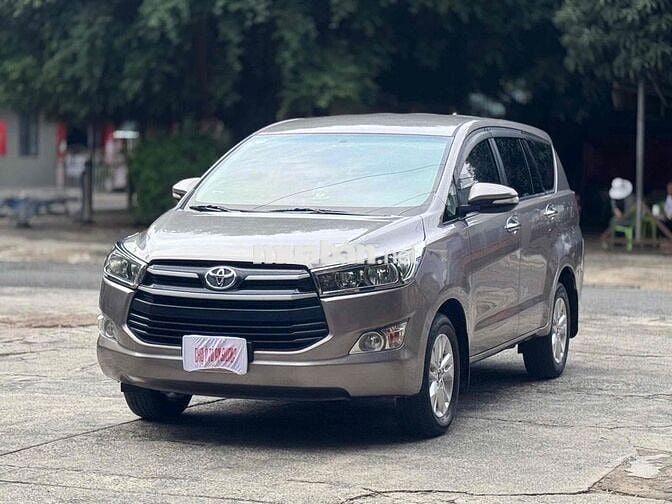Bán Toyota Innova 2017 MT xe đẹp không lỗi
