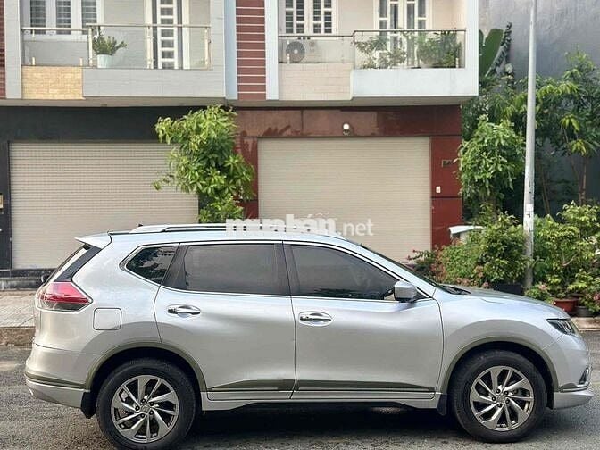 Nissan X-Trail 2018 2.0 2WD/4WD 78.000 km Bạc