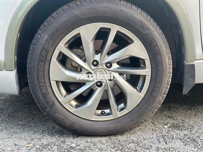 Nissan X-Trail 2018 2.0 2WD/4WD 78.000 km Bạc
