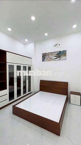 Nhà mới 1 trệt 1 lầu, 3PN, đường xe hơi 6m - Sổ hồng riêng