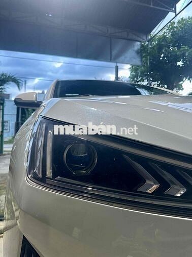 Gia đình bán xe chính chủ elantra 2020