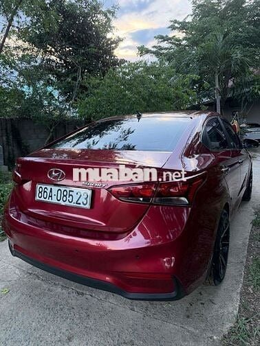 Hyundai Accent 2018 Số sàn bản full  46081 km Đỏ