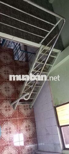 nhà nguyên căn nhỏ trong hẻm rẻ
