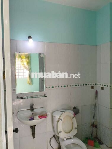 Phòng trọ 21m2,kệ bếp nấu ăn,Cửa sổ,Toilet riêng trong phòng,Giờ tự do