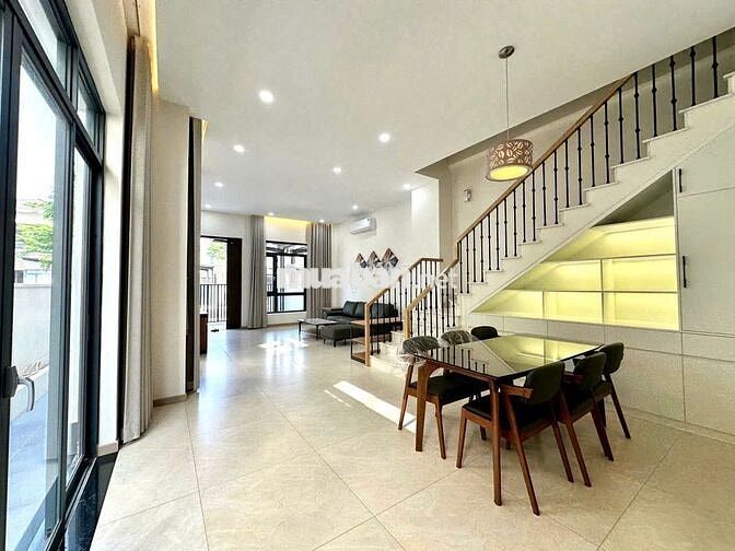 Cho thuê biệt thự 4 PN full nội thất tại Suncasa Central VSIP 2