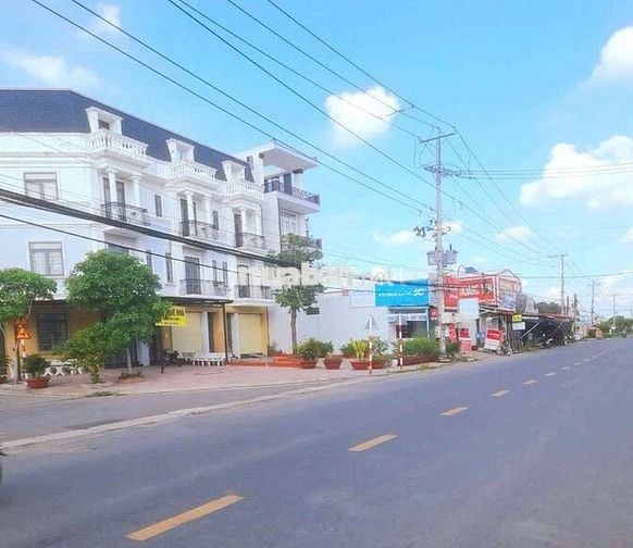 Hàng F0, chỉ 980tr sở hữu 180m² đất thổ đường xe cont