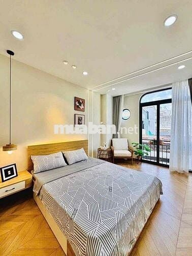 Chú Lộc Cần Bán Nhanh Nhà Đường Gò Công,P13,Q5.Giá 6tỷ580/61,2m2.SHR.