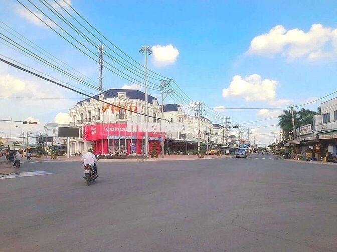 Hàng F0, chỉ 980tr sở hữu 180m² đất thổ đường xe cont