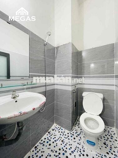 STUDIO BAN CÔNG GIÁ RẺ KHU BÀU CÁT