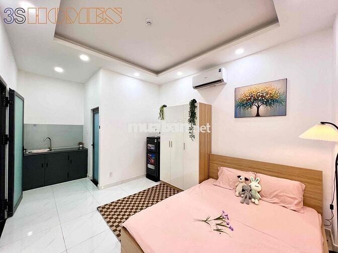 PHÒNG MÁY LẠNH CỬA SỔ TRỜI GIÁ CHỈ 3.7 TR NGAY CUỐI NGUYỄN OANH